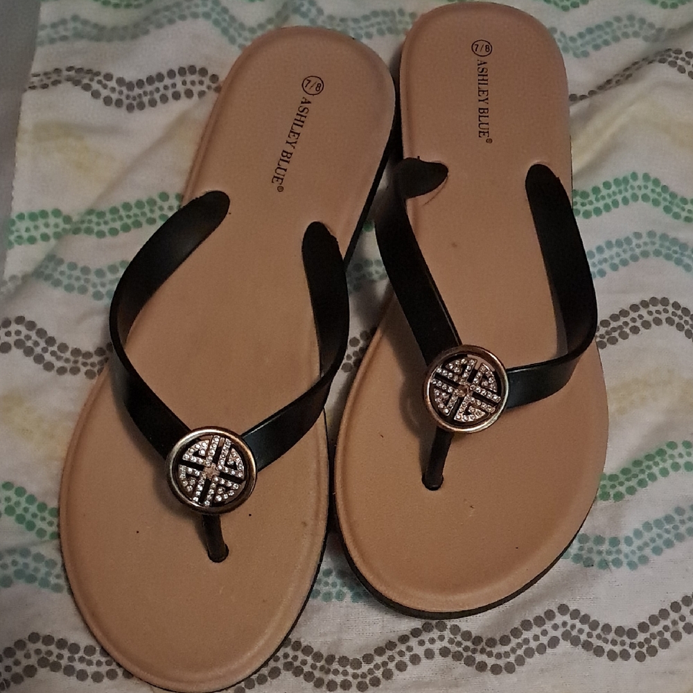 Ashley Blue Black and Tan Thong Sandals with Medallion Accent